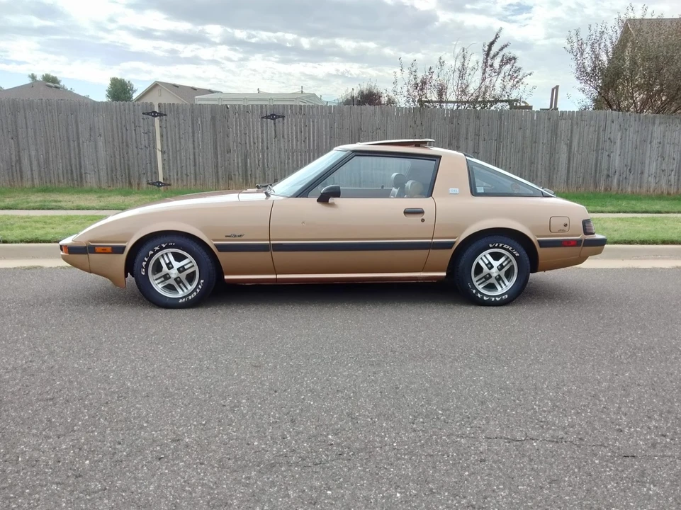 1982 Mazda RX-7 SA & FB - Image 9 of 31