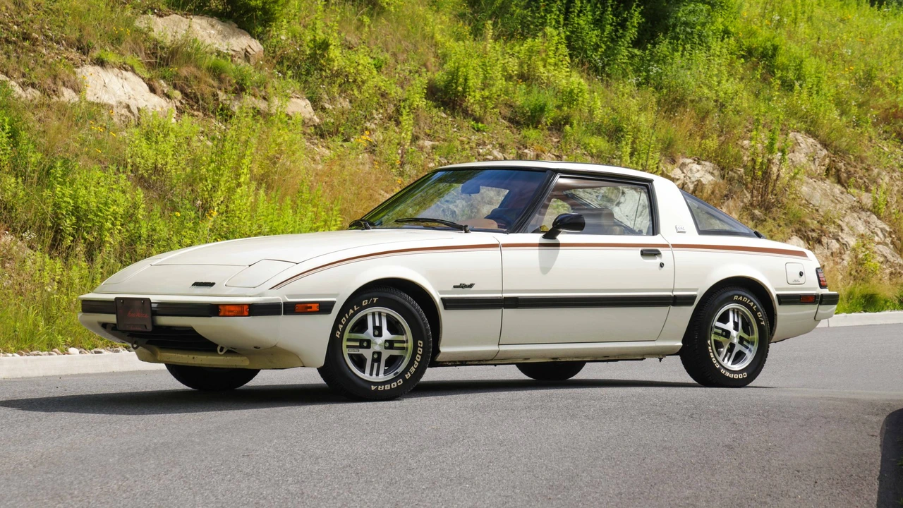 1982 Mazda RX-7 SA & FB - Image 2 of 31