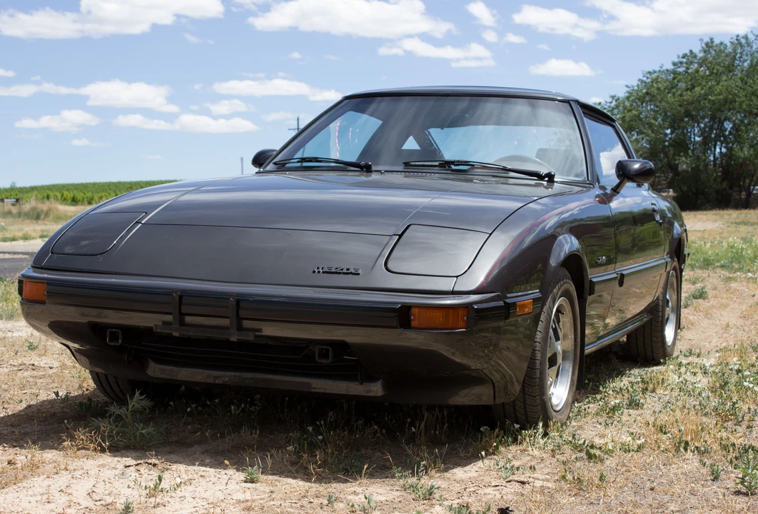 1982 Mazda RX-7 SA & FB - Image 2 of 31
