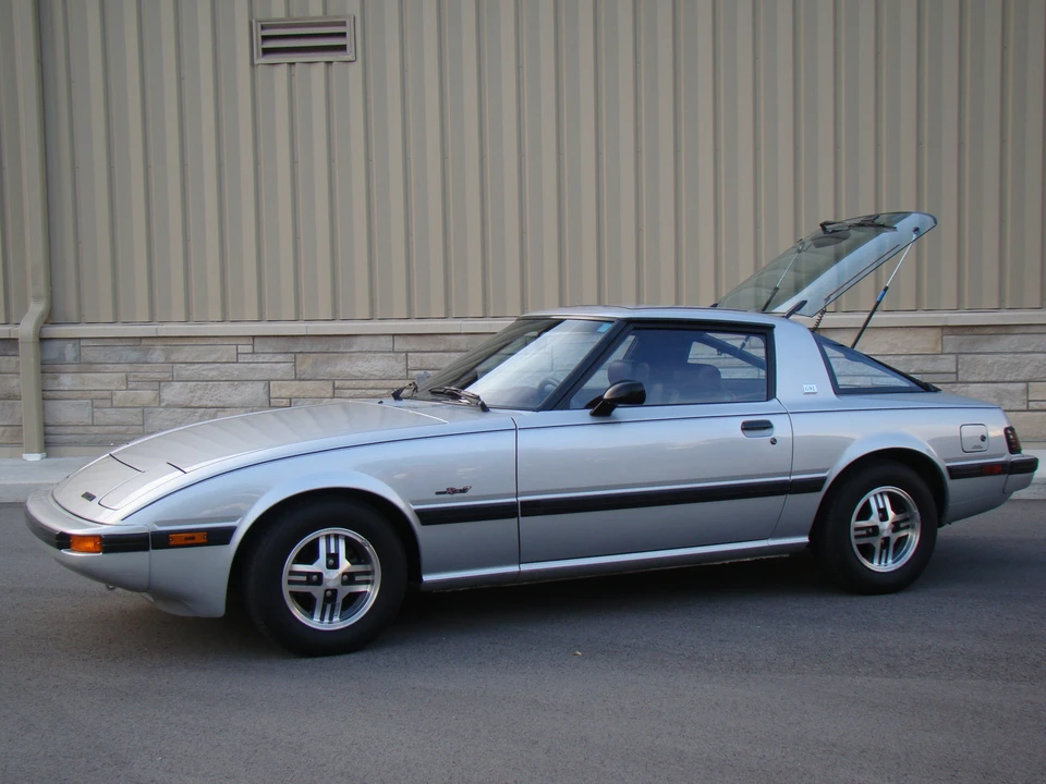 1982 Mazda RX-7 SA & FB - Image 5 of 31
