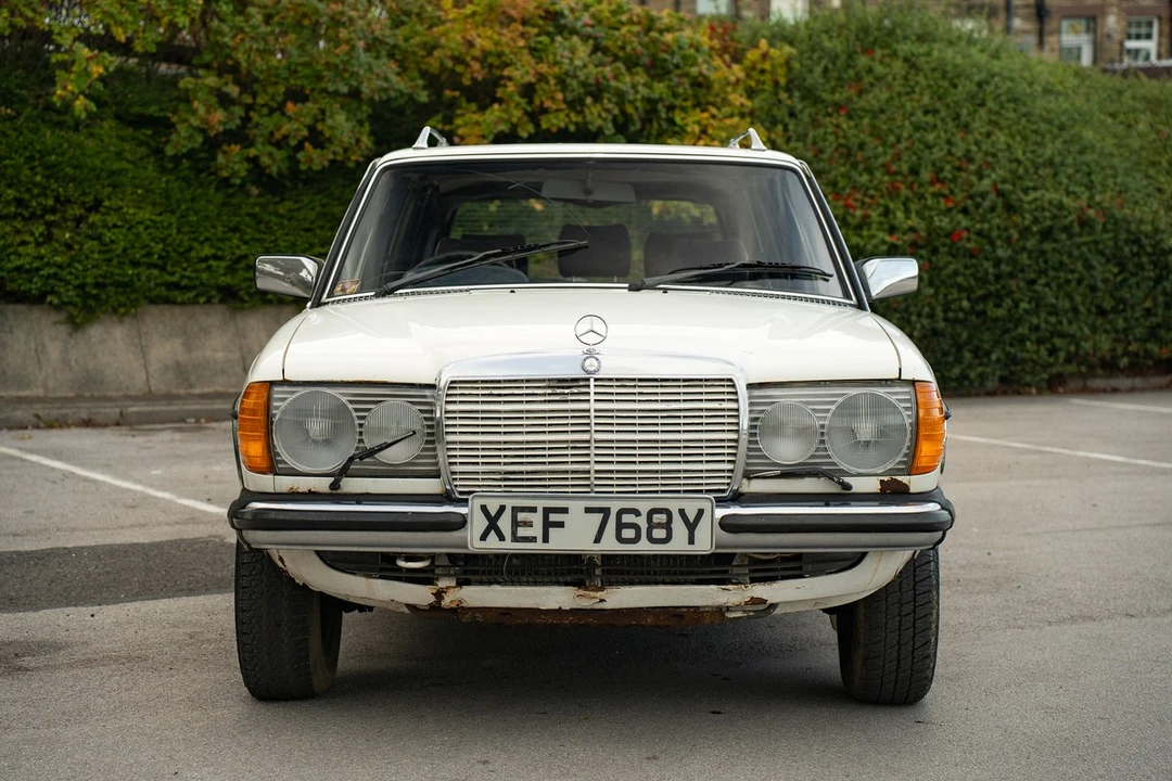 1982 Mercedes-Benz W123 Wagon (S123) - Image 2 of 30