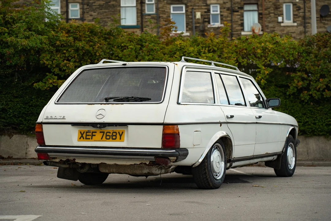 1982 Mercedes-Benz W123 Wagon (S123) - Image 9 of 30