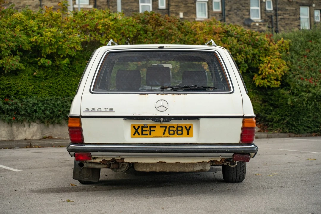 1982 Mercedes-Benz W123 Wagon (S123) - Image 10 of 30