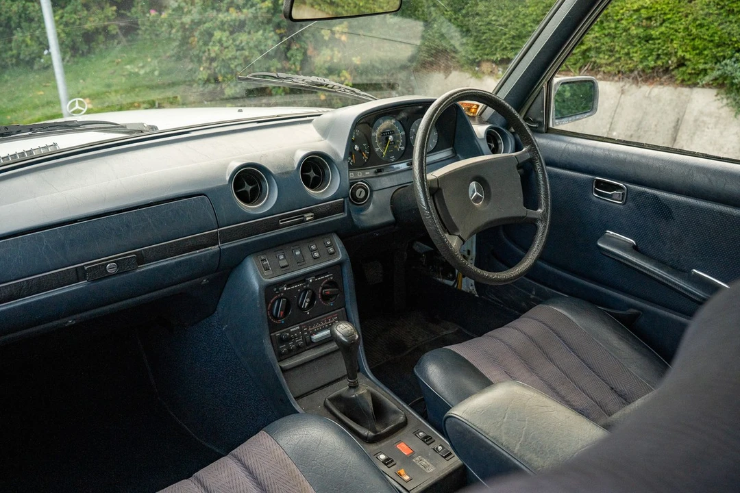 1982 Mercedes-Benz W123 Wagon (S123) - Image 21 of 30