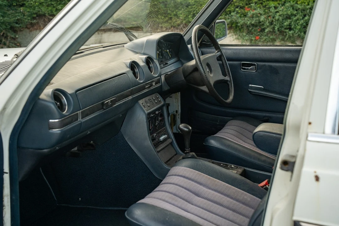 1982 Mercedes-Benz W123 Wagon (S123) - Image 20 of 30