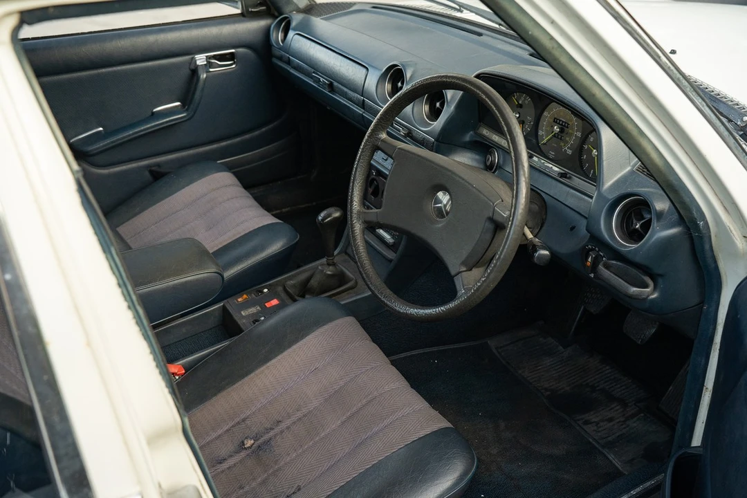 1982 Mercedes-Benz W123 Wagon (S123) - Image 18 of 30