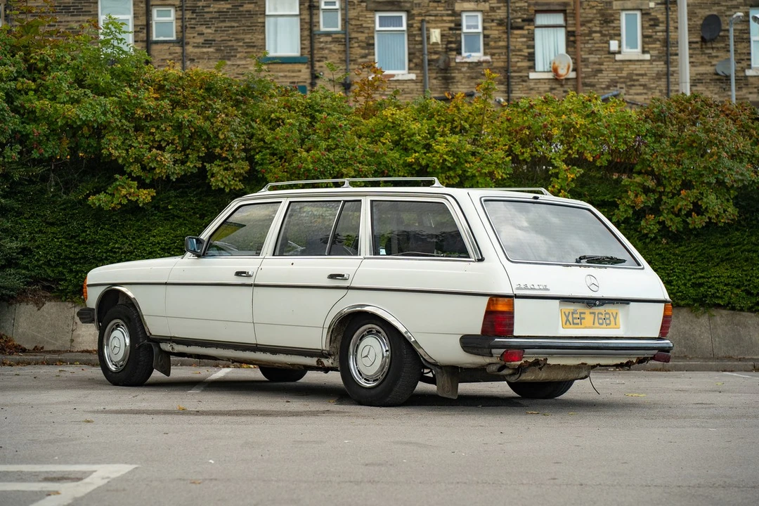 1982 Mercedes-Benz W123 Wagon (S123) - Image 11 of 30