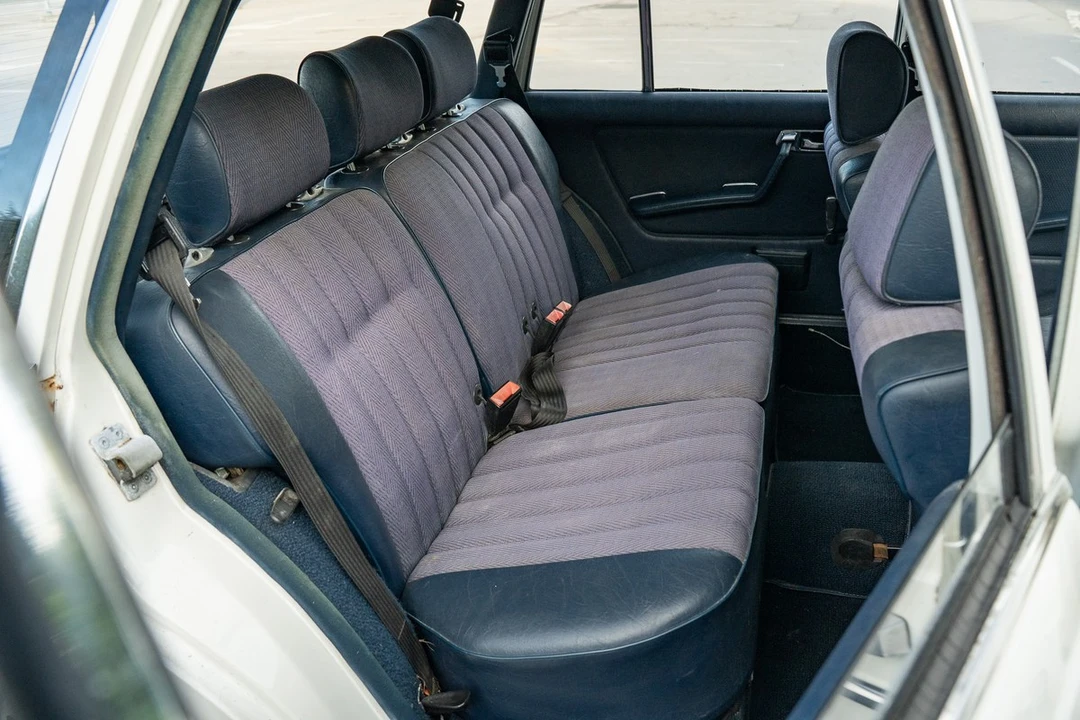 1982 Mercedes-Benz W123 Wagon (S123) - Image 30 of 30