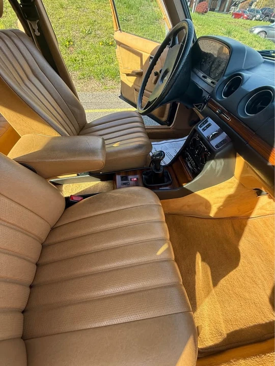 1982 Mercedes-Benz 190E - Image 7 of 16