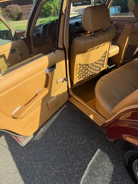 1982 Mercedes-Benz 190E - Image 4 of 16