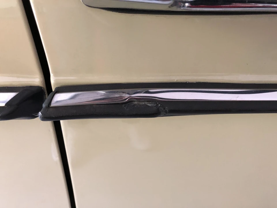 1982 Mercedes-Benz W123 Sedan - Image 25 of 31
