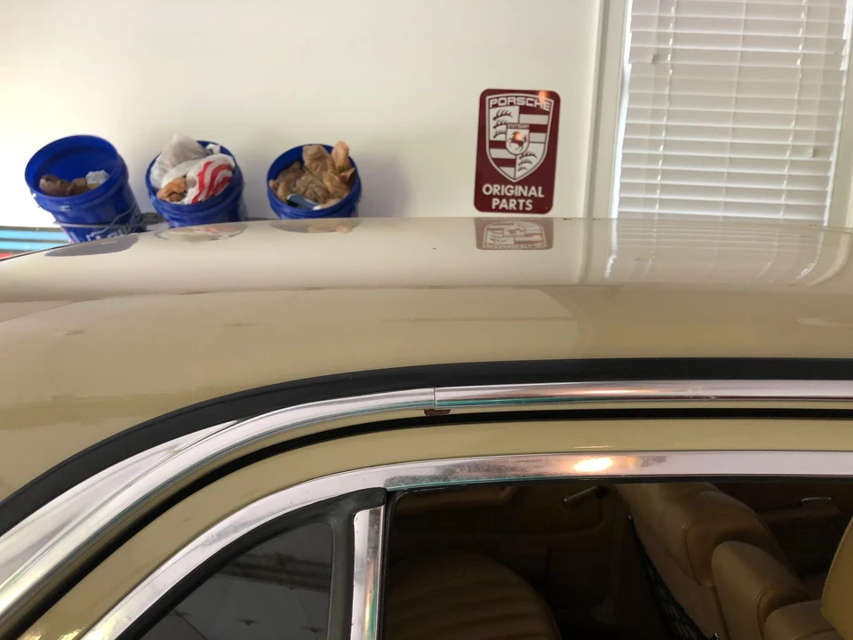1982 Mercedes-Benz W123 Sedan - Image 28 of 31