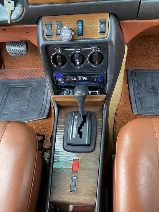 1982 Mercedes-Benz W123 Sedan - Image 27 of 31