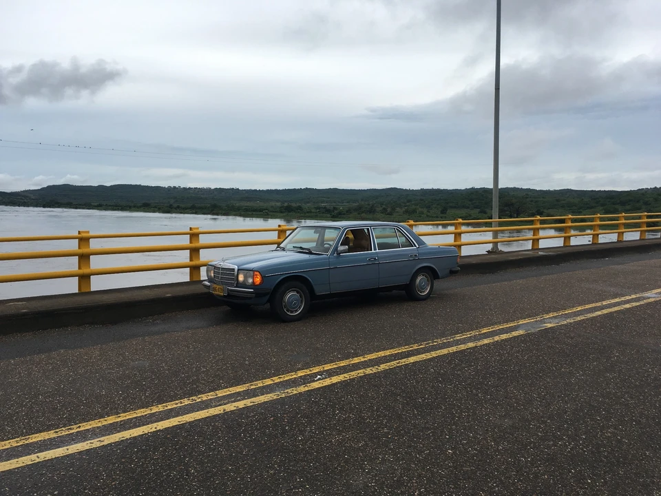 1982 Mercedes-Benz W123 Sedan - Image 31 of 31