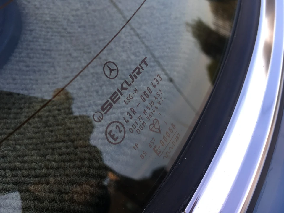 1982 Mercedes-Benz W123 Sedan - Image 24 of 31