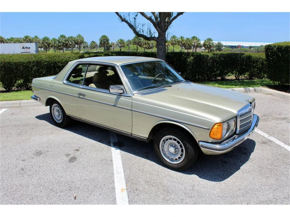 1982 Mercedes-Benz W123 Coupe (C123) - Image 16 of 31