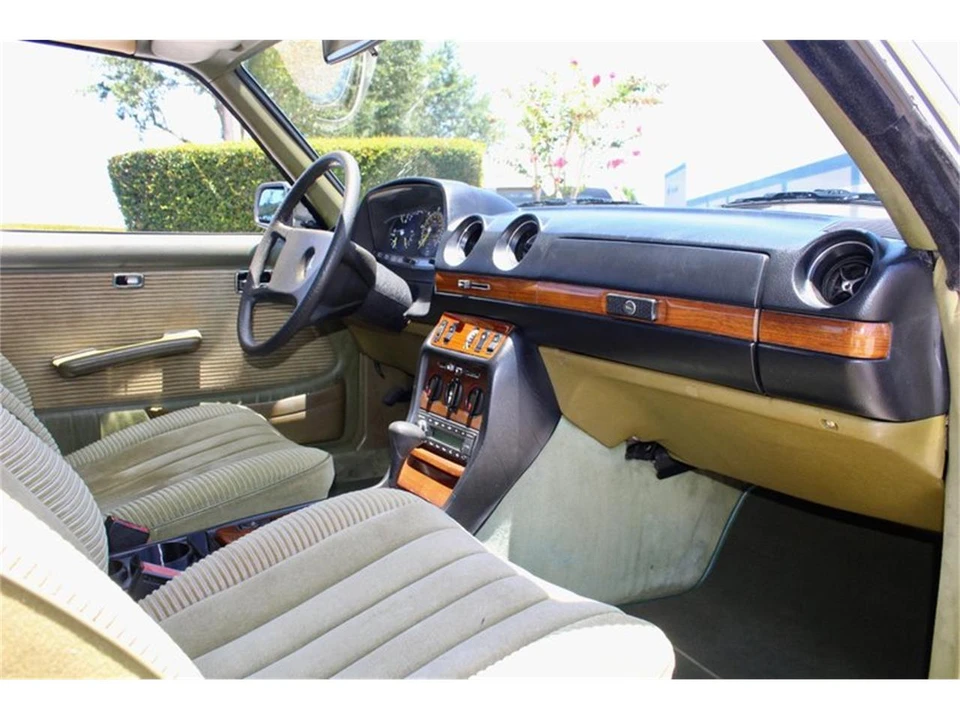 1982 Mercedes-Benz W123 Coupe (C123) - Image 31 of 31