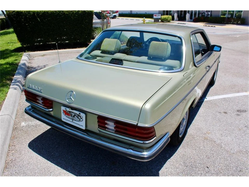 1982 Mercedes-Benz W123 Coupe (C123) - Image 27 of 31