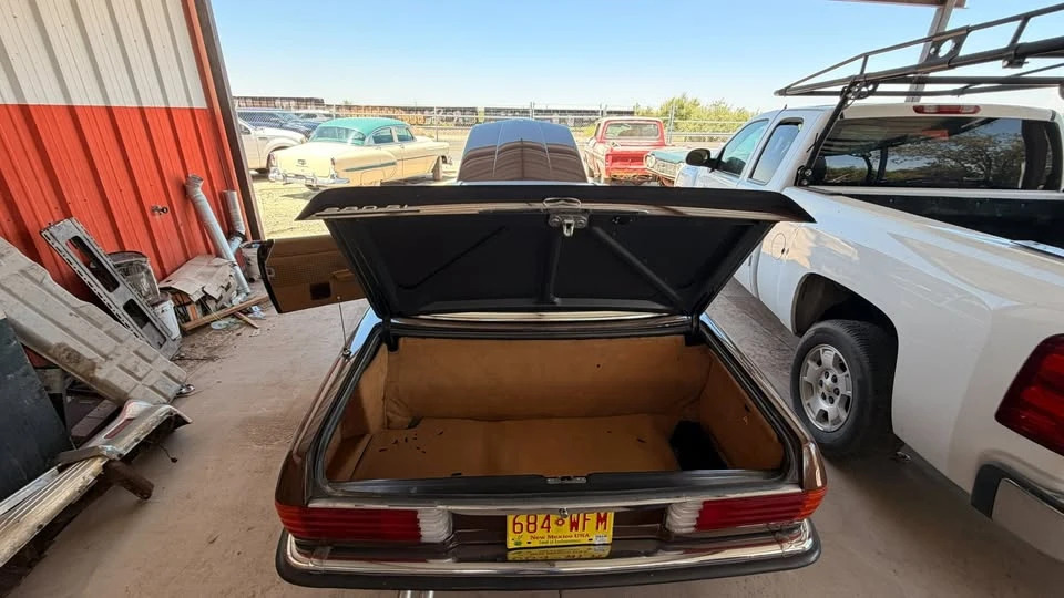 1982 Mercedes-Benz R107 SL-Class - Image 8 of 10