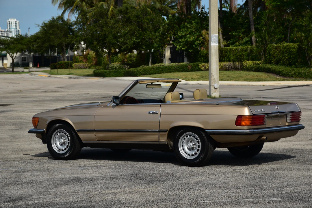 1982 Mercedes-Benz R107 SL-Class - Image 4 of 18