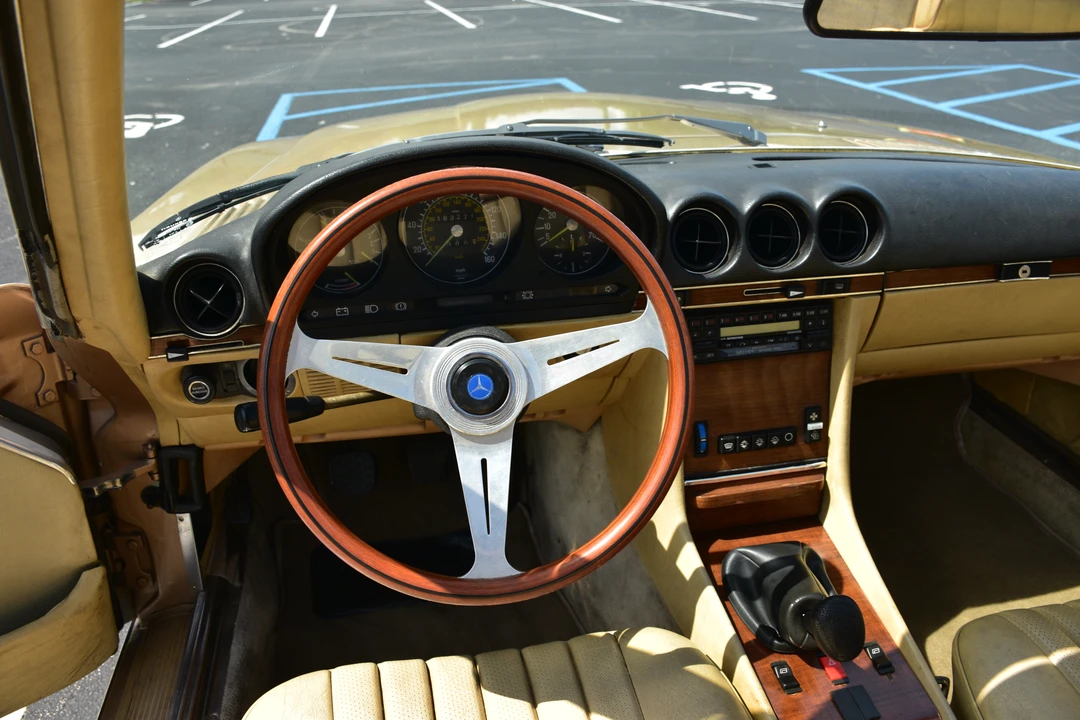 1982 Mercedes-Benz R107 SL-Class - Image 12 of 18