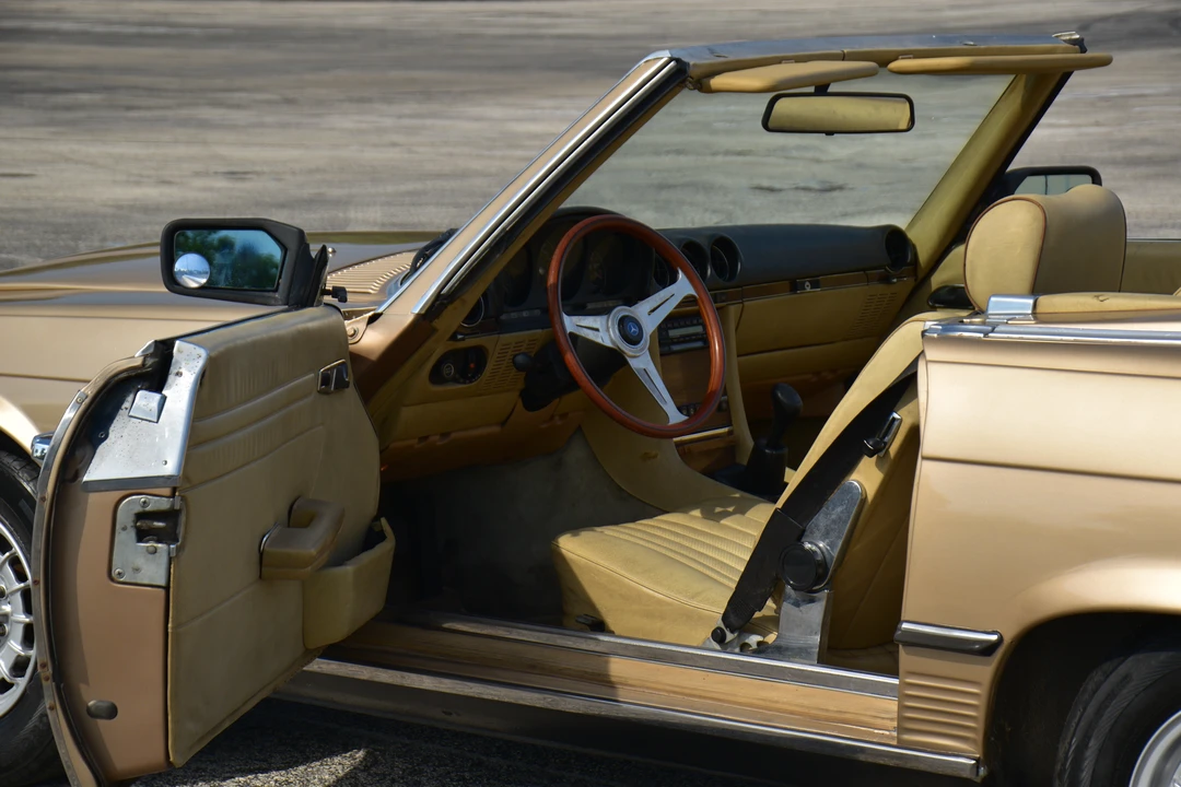 1982 Mercedes-Benz R107 SL-Class - Image 11 of 18