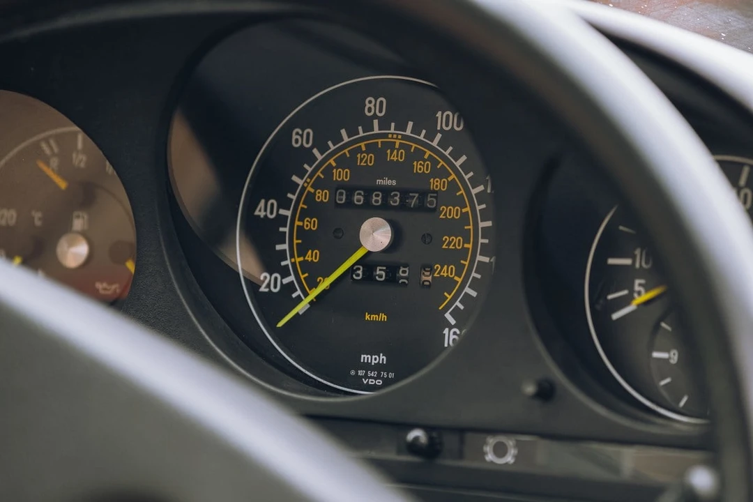 1982 Mercedes-Benz R107 SL-Class - Image 28 of 30