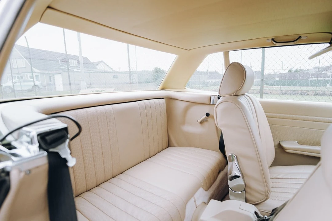 1982 Mercedes-Benz R107 SL-Class - Image 7 of 30