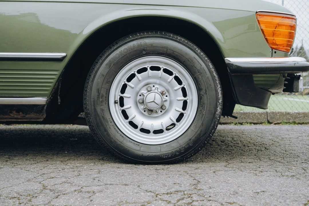 1982 Mercedes-Benz R107 SL-Class - Image 23 of 30