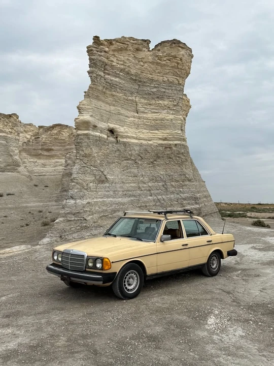 1982 Mercedes-Benz 190E - Image 6 of 7