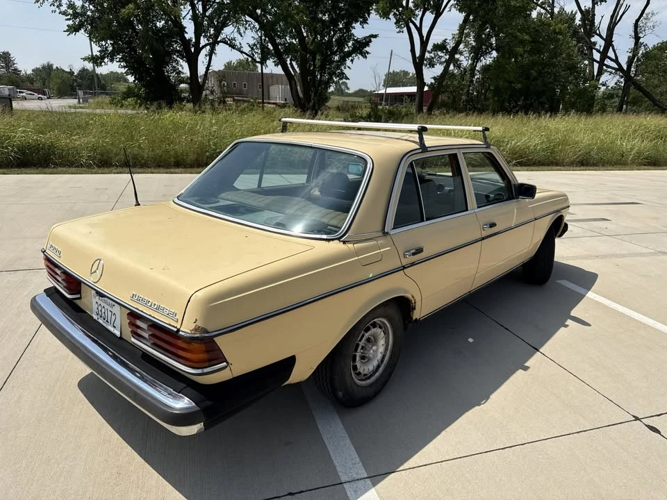 1982 Mercedes-Benz 190E - Image 4 of 7