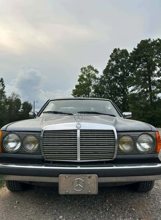1982 Mercedes-Benz W201 190 - Image 2 of 5