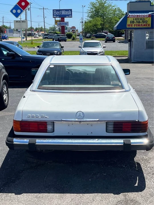 1982 Mercedes-Benz R107 SL-Class - Image 2 of 10