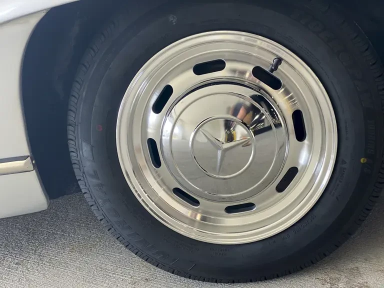1982 Mercedes-Benz R107 SL-Class - Image 27 of 31