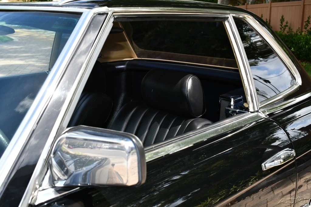 1982 Mercedes-Benz R107 SL-Class - Image 17 of 21