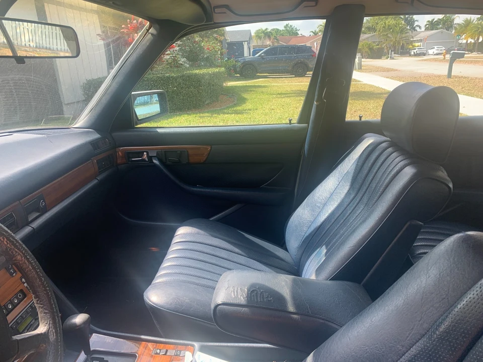 1982 Mercedes-Benz W126 S-Class Sedan - Image 7 of 19