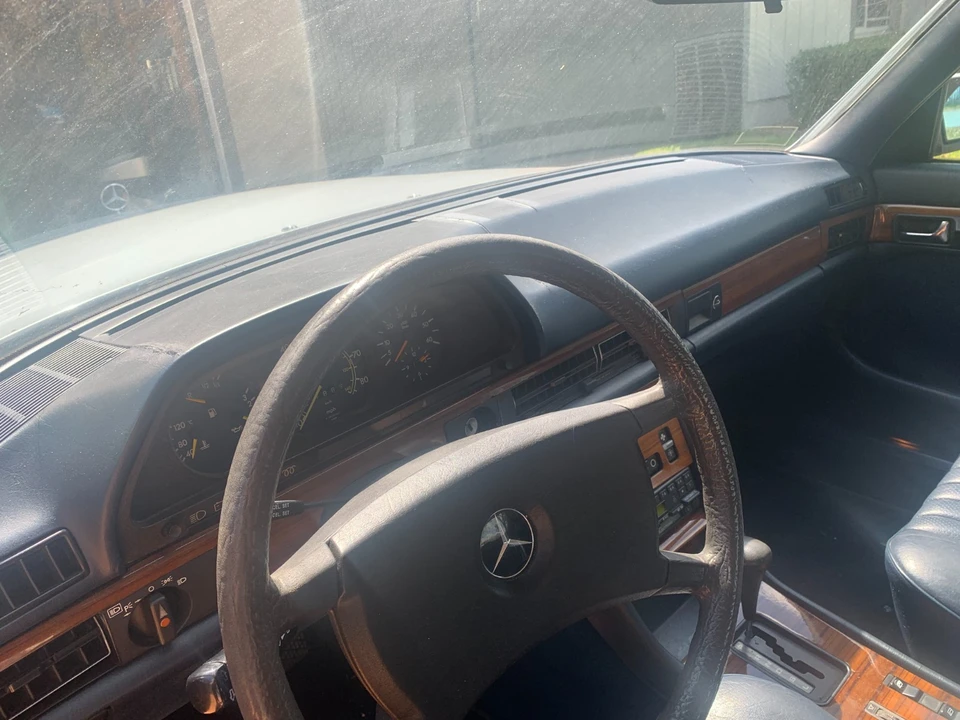 1982 Mercedes-Benz W126 S-Class Sedan - Image 8 of 19