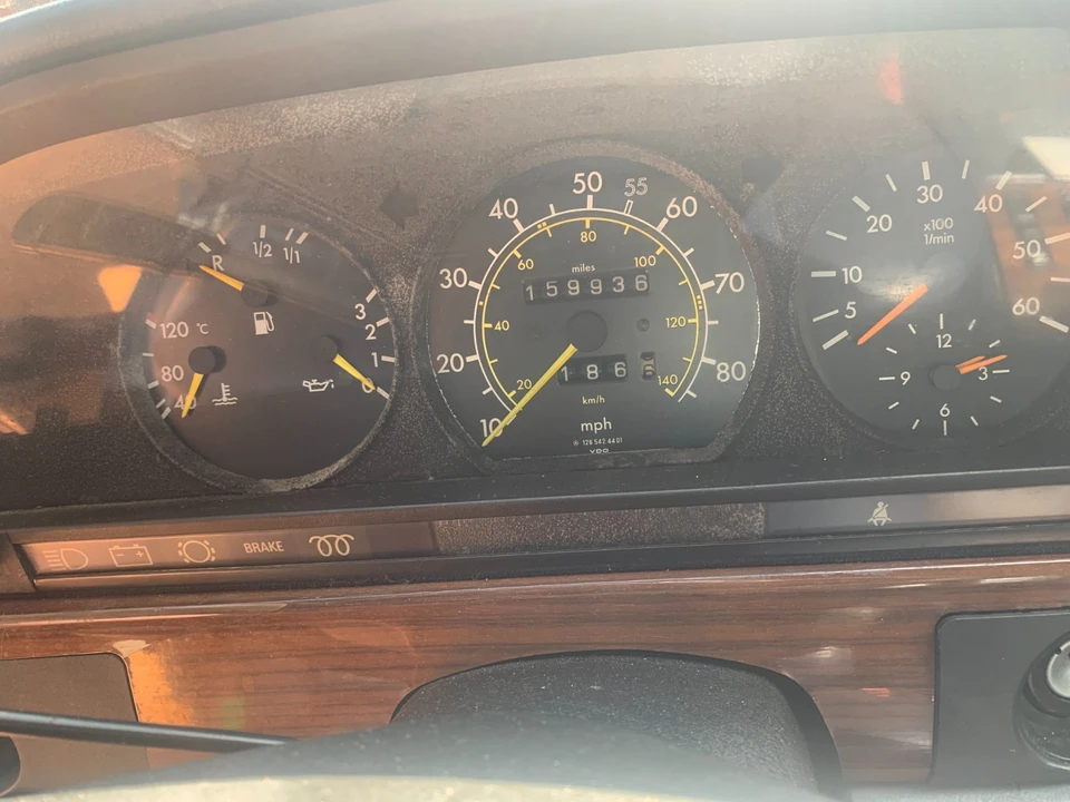 1982 Mercedes-Benz W126 S-Class Sedan - Image 11 of 19