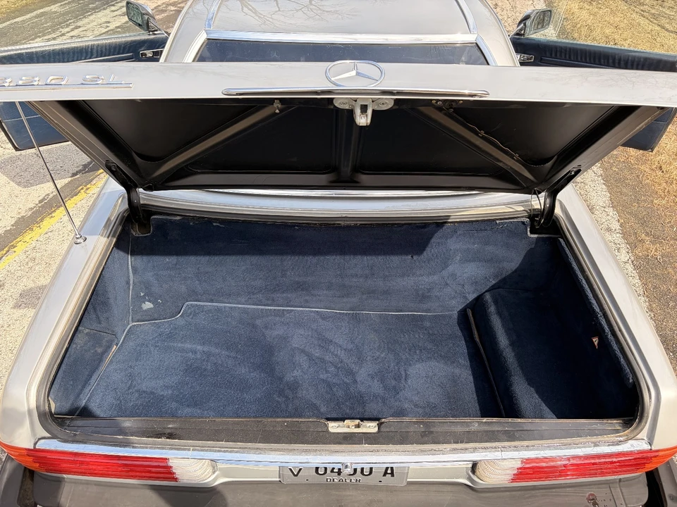 1982 Mercedes-Benz R107 SL-Class - Image 29 of 31