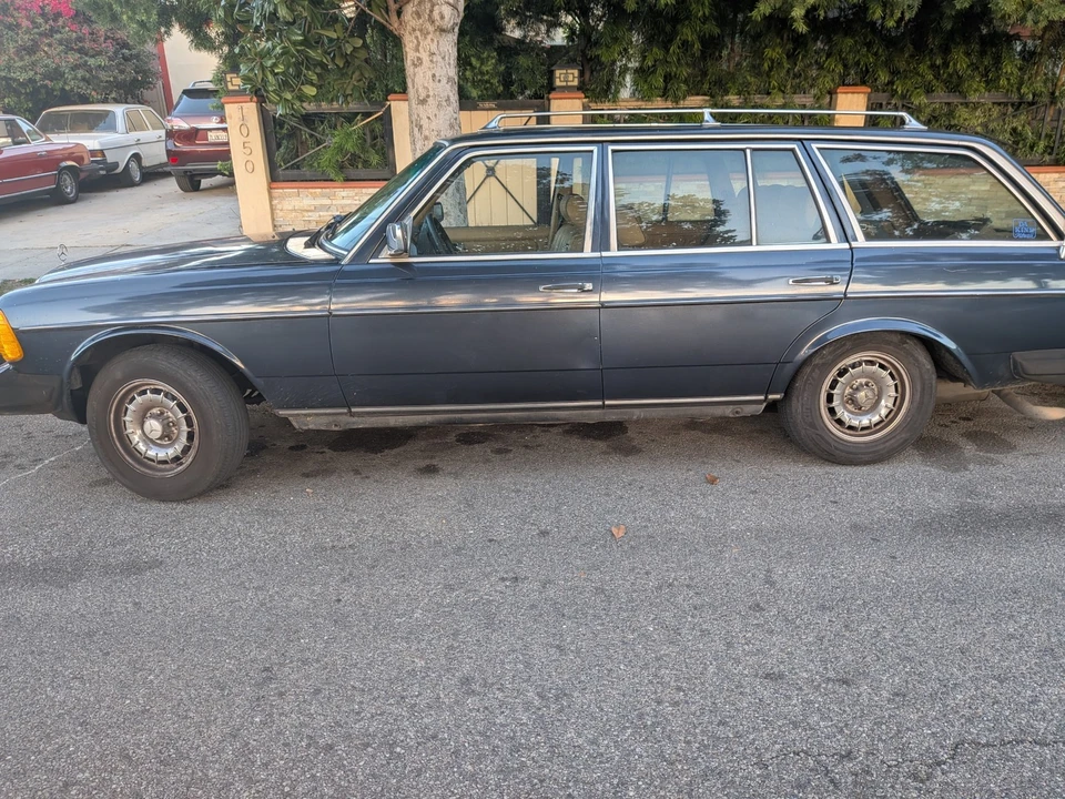 1982 Mercedes-Benz W123 Wagon (S123) - Image 8 of 13