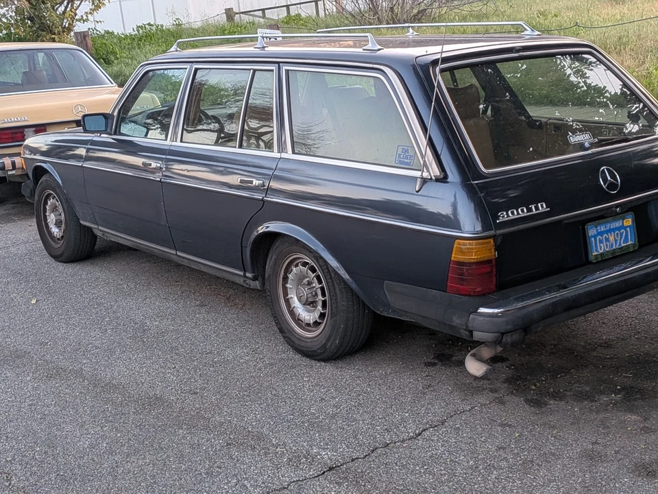 1982 Mercedes-Benz W123 Wagon (S123) - Image 2 of 13
