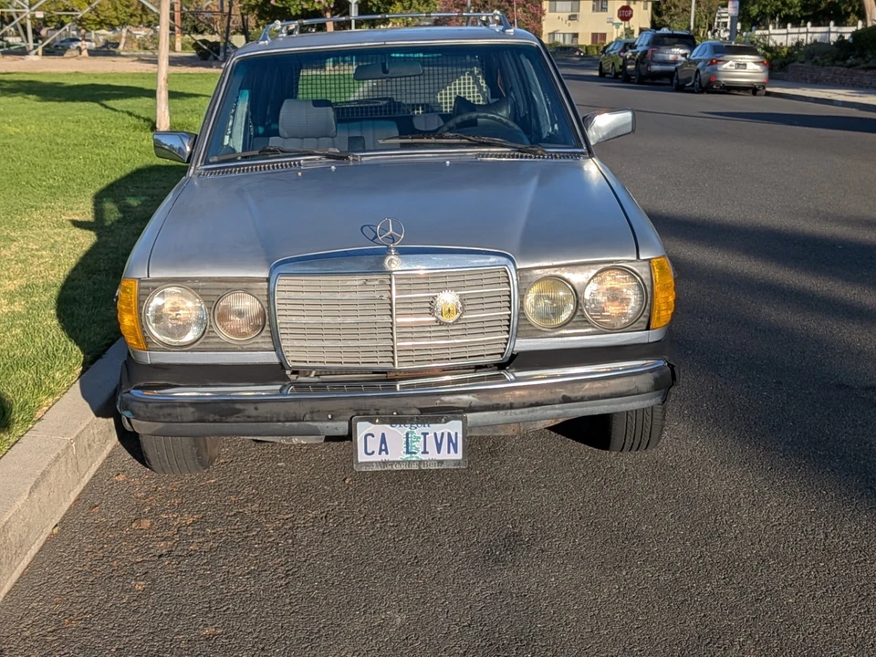 1982 Mercedes-Benz 190E - Image 3 of 31