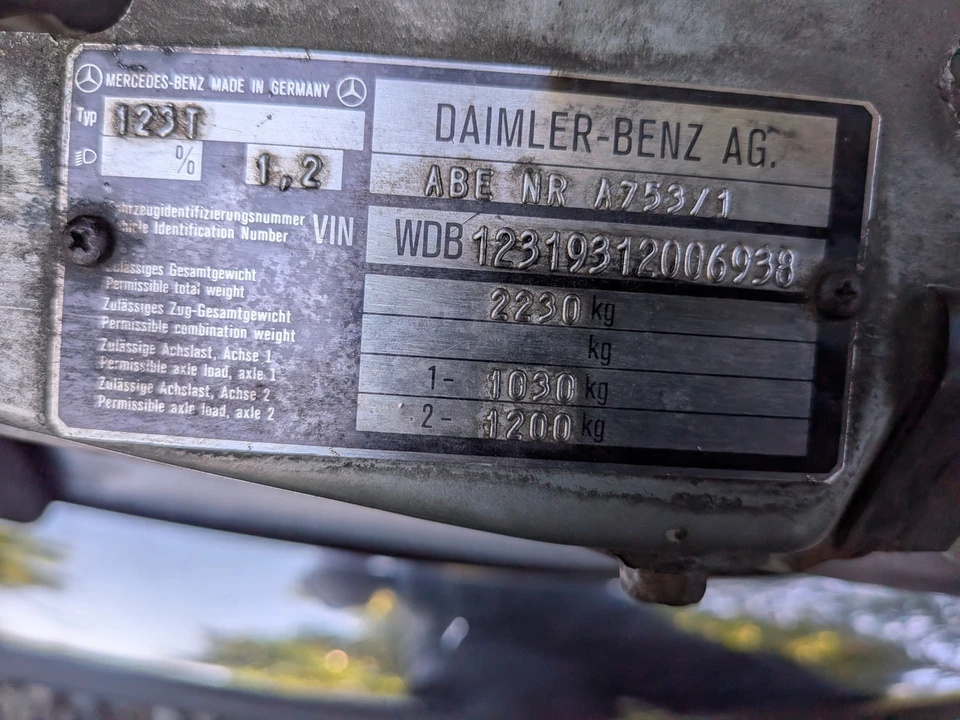 1982 Mercedes-Benz 190E - Image 20 of 31