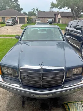 1982 Mercedes-Benz 300SD Sedan