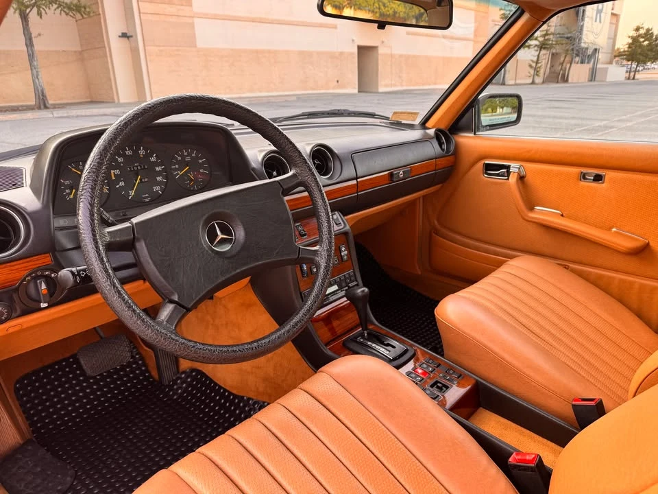 1982 Mercedes-Benz 190E - Image 19 of 20
