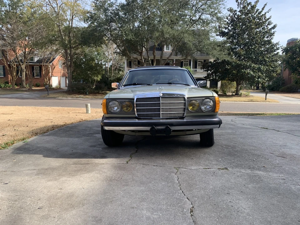 1982 Mercedes-Benz W123 Coupe (C123) - Image 5 of 31