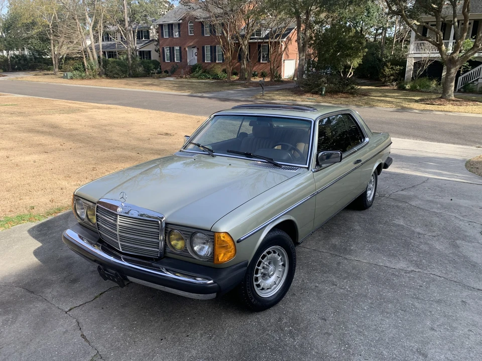 1982 Mercedes-Benz W123 Coupe (C123) - Image 23 of 31