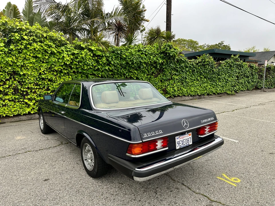 1982 Mercedes-Benz W123 Coupe (C123) - Image 16 of 31