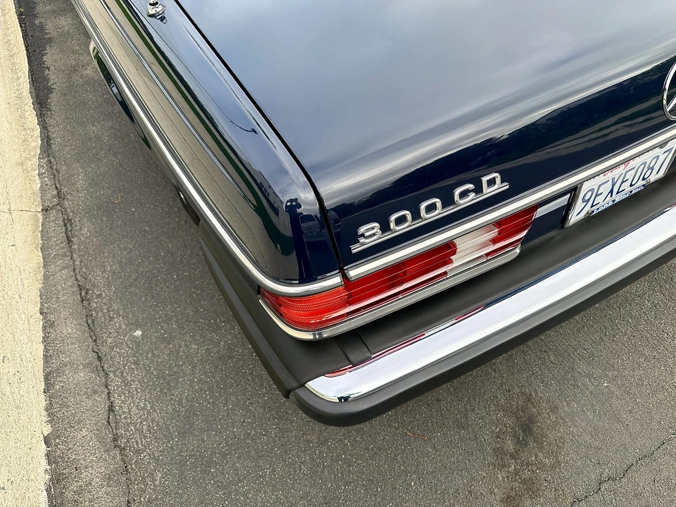 1982 Mercedes-Benz W123 Coupe (C123) - Image 30 of 31