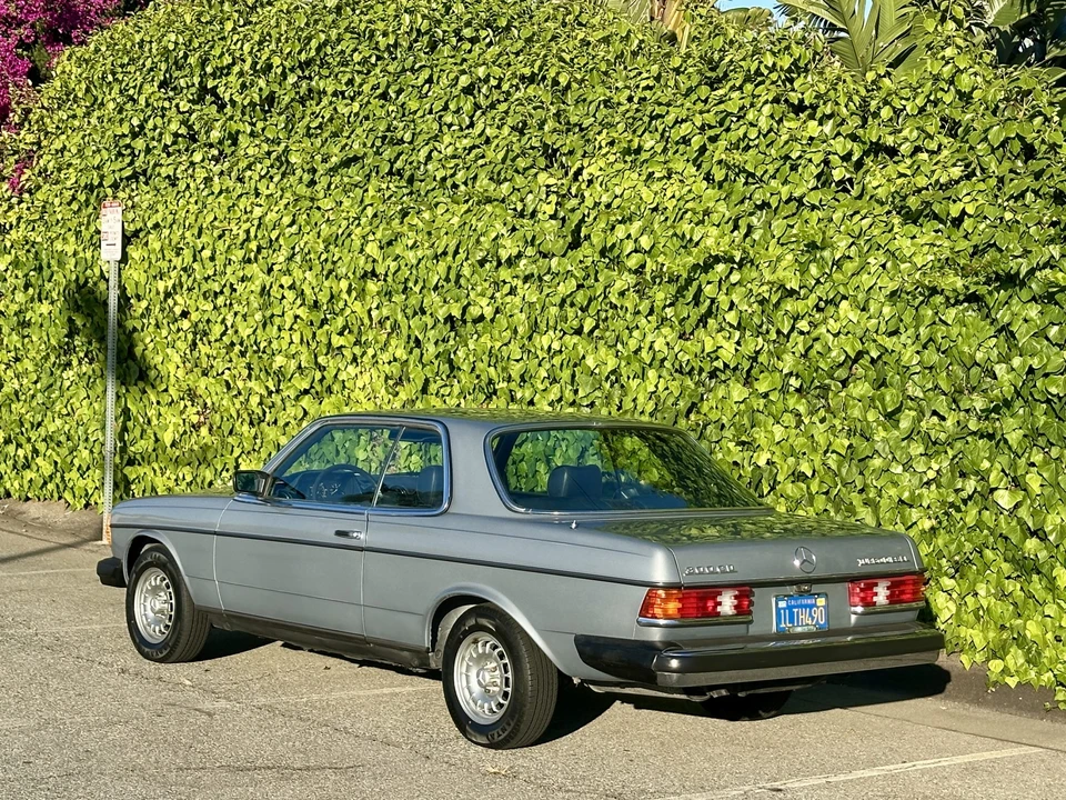 1982 Mercedes-Benz W123 Coupe (C123) - Image 7 of 31